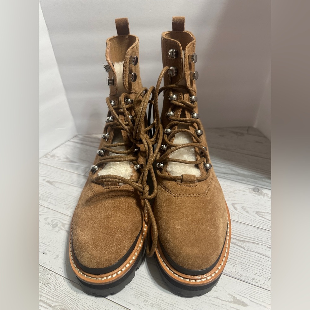 Marc Fisher - MLizzie Lugsole Women’s Brown Suede Ankle Boots in Size 6